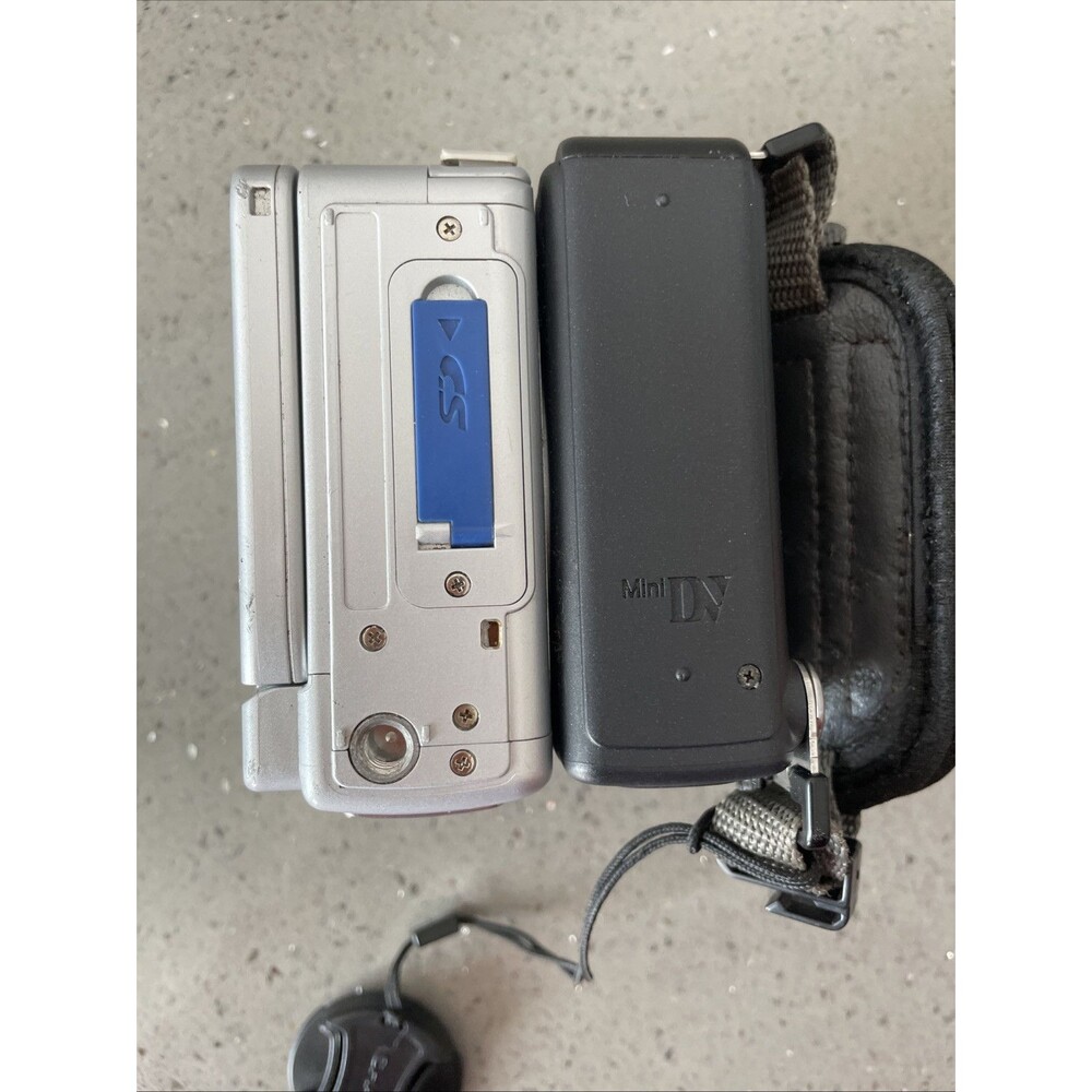 Sharp Viewcam Z Mini DV Digital Camcorder VL-Z5 Untested - Picture 10 of 14